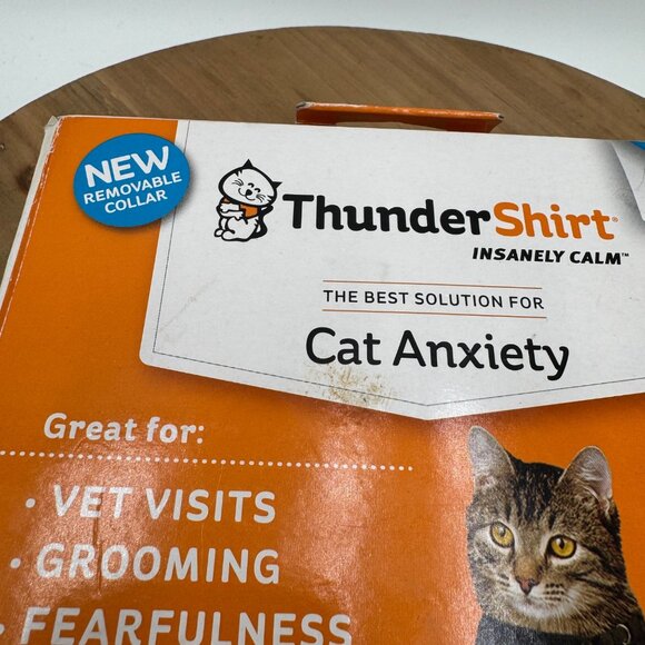 Thundershirt Cat Anxiety Solution Medium Gray - Picture 2 of 11
